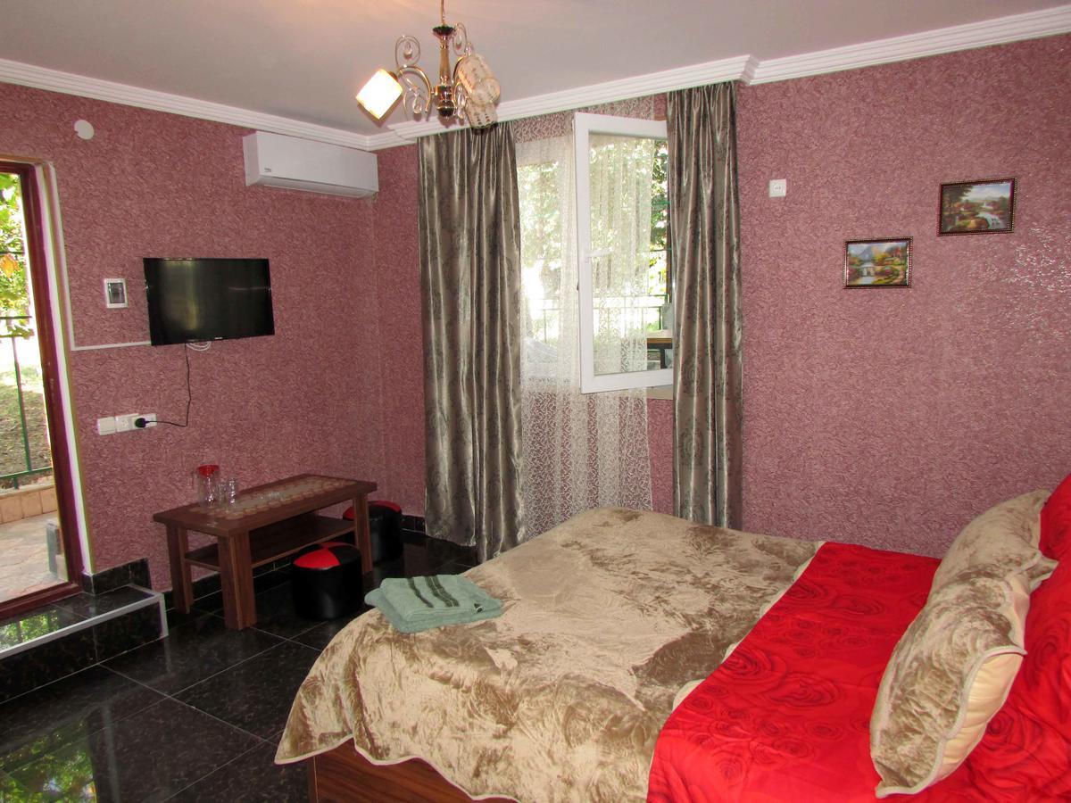 Hotel Gold Тбилиси Экстерьер фото